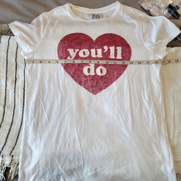 Zoe Karssen “You’ll Do” White Tshirt w/ Red Heart Design Size XSmall - Picture 4 of 10